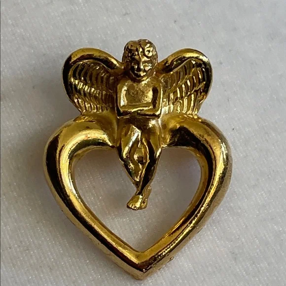 GIVENCHY Gold Ange/lCherub Heart Vintage Brooch Pin - Picture 11 of 16